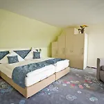 Waldrausch Hotel 3*
