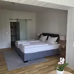 Hotell Waldrausch 3*